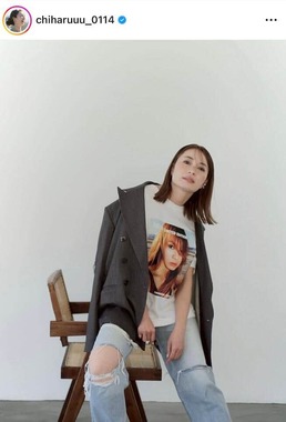 新山千春さんのインスタグラム（＠chiharuuu_0114）より