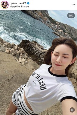 小嶋陽菜さんのインスタグラム（＠nyanchan22）より