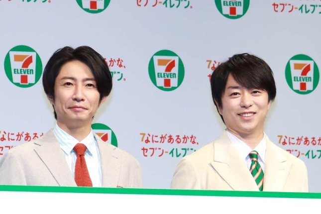左から相葉雅紀さん、櫻井翔さん（2025年9月2日撮影）