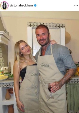 ヴィクトリア・ベッカムさんのインスタグラム（＠victoriabeckham）より