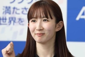 卓球・早田ひな、白ドレス姿に騒然...「天使降臨」「花嫁姿かと」　「ジュエリーに囲まれ」美しさ限界突破