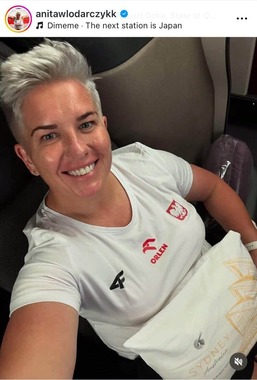 ヴォダルチク選手　サイン　女子ハンマー投げ 世界陸上で来日女子ハンマー投げポーランド代表の40歳