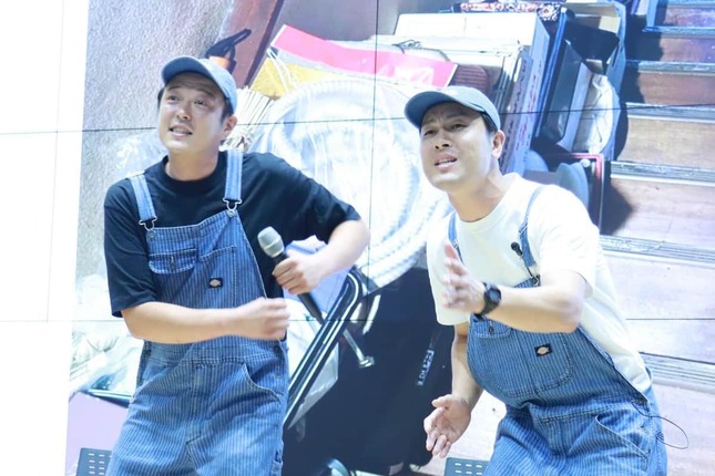 「六六三六」の柴田賢佑さんと「ぐりんぴーす」の落合隆治さん（25年9月8日撮影）