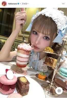 戦慄かなのさんのインスタグラム（＠fabkanano）より