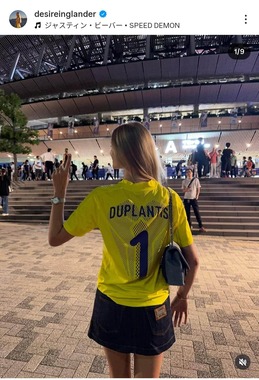 デシレ・イングランデルさんのインスタグラム（＠desireinglander）より