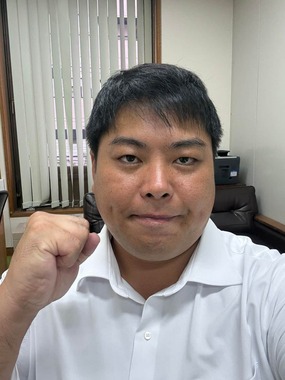 へずまりゅう市議の近影（へずま氏のXから）。議長から口頭注意を受けた