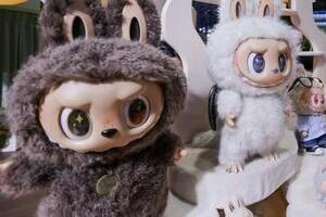 「ラブブ」に迫るオワコンの足音　日本では人気もPOP MARTの株価大暴落、タピオカのように飽きられるか