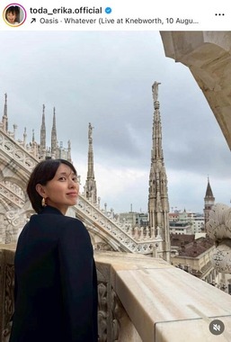 戸田恵梨香さんのインスタグラム（＠toda_erika.official）より