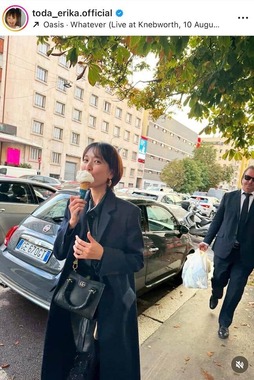 戸田恵梨香さんのインスタグラム（＠toda_erika.official）より