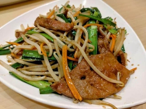 豚レバーには鉄分が豊富だ