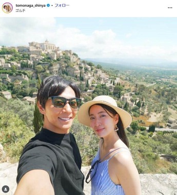 友永真也さんと妻・岩間恵さん。友永さんのインスタグラム（＠tomonaga_shinya）より