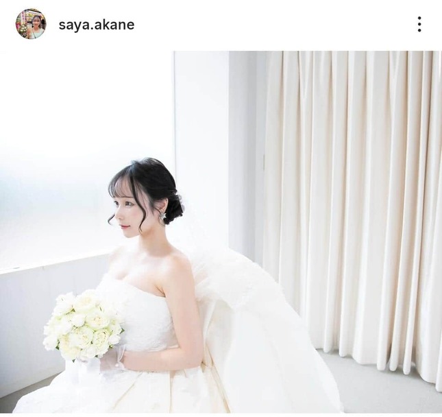 茜さやさんのインスタグラム（＠saya.akane）より