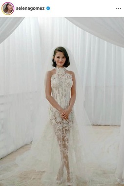 セレーナ・ゴメスさんのインスタグラム（＠selenagomez）より