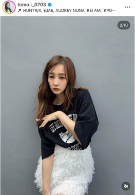 板野友美さんのインスタグラム（＠tomo.i_0703）より