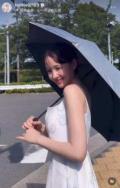 トリンドル玲奈さんのインスタグラム（＠toritori0123）より