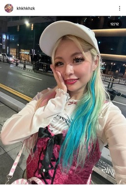 荒川さんのインスタグラム（＠khkhkhzk）より