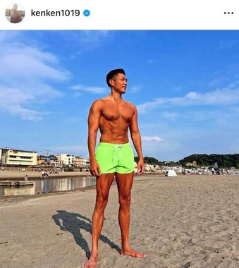 金子賢さんのインスタグラム（＠kenken1019）より