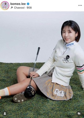 イ・ボミさんのインスタグラム（＠bomee.lee）より