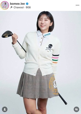 イ・ボミさんのインスタグラム（＠bomee.lee）より