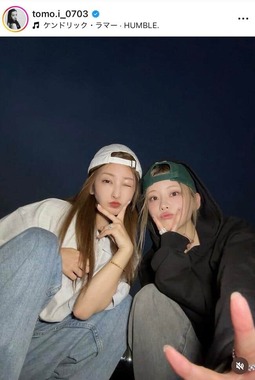 板野友美さんのインスタグラム（＠tomo.i_0703）より