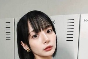 「役満ボディー」岡田紗佳、清楚な白ロングスカートのコーデも「激カワ」大絶賛　「可愛いすぎます」