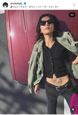 藤井萩花さんのインスタグラム（＠shukafujii_）より