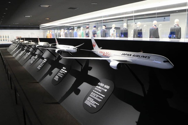 歴代機種のモデルプレーンも展示されている
