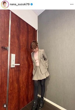 鈴木奈々さんのインスタグラム（＠nana_suzuki79）より
