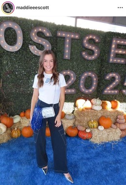 マディー・スコットさんのインスタグラム（＠maddieeescott）より