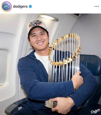 ドジャースの公式のインスタグラム（＠dodgers）より
