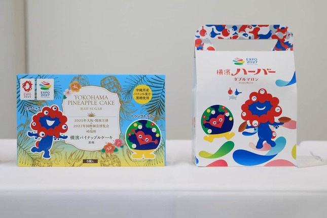 ミャクミャクとトゥンクトゥンクのコラボグッズも
