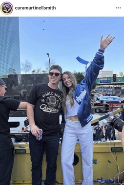 カーラ・スミスさんのインスタグラム（＠caramartinellsmith）より