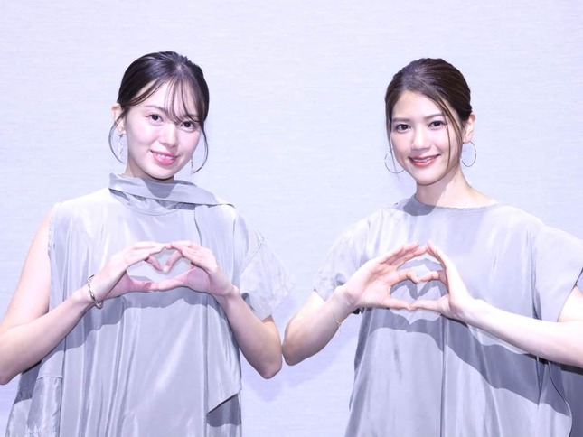 モビリティショーに華を添えるコンパニオン