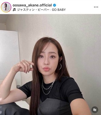 大沢あかねさんのインスタグラム（＠oosawa_akane.official）より