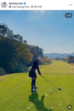 イ・ボミさんのインスタグラム（＠bomee.lee）より