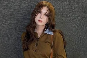 益若つばさ40歳「1年で8回目イメチェン」色っぽオーラ全開　「AIかと思った」「透明感あって素敵」