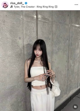 中村里砂さんのインスタグラム（＠risa_doll_）より