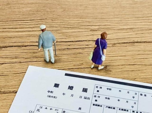 熟年離婚が増加傾向にある