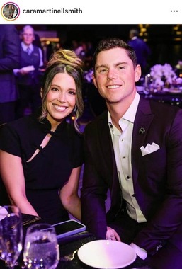 カーラ・スミスさんのインスタグラム（＠caramartinellsmith）より