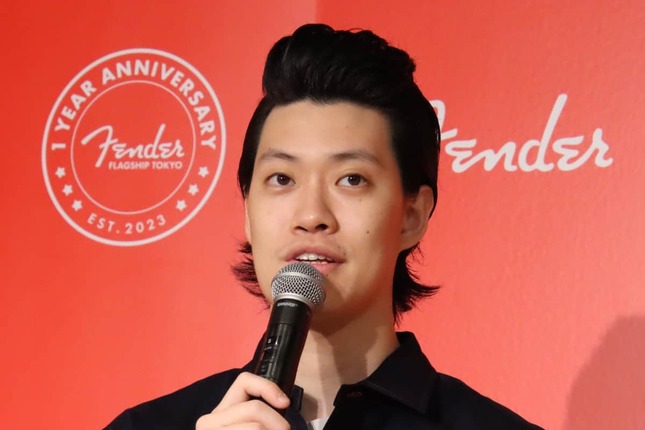 お笑いコンビ・霜降り明星の粗品さん（2024年9月撮影）