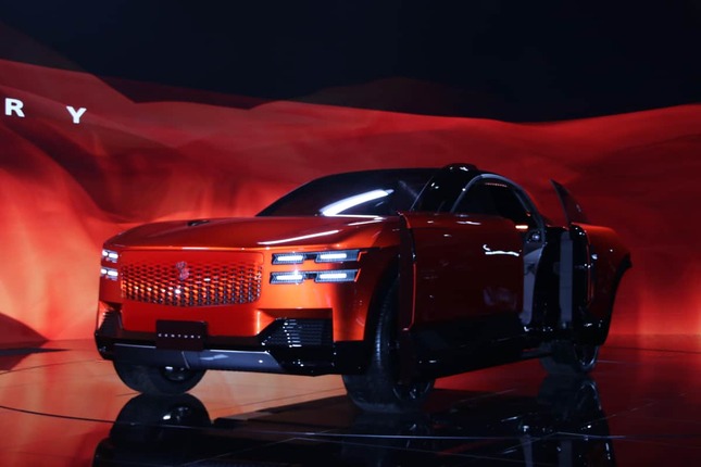 CENTURY Coupe Concept（ジャパンモビリティショー2025にて編集部撮影）