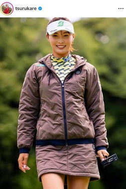 鶴岡果恋選手のインスタグラム（＠tsurukare）より