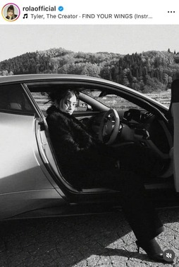 ローラさんのインスタグラム（＠rolaofficial）より