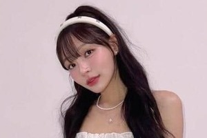 台湾の美女チア・リン・シャン、艶やかイエロードレスでプリンセスに　「美しすぎる」「天使ですか？」