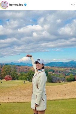 イ・ボミさんのインスタグラム（＠bomee.lee）より