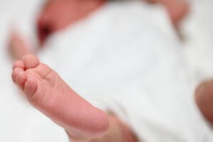 EXIT・りんたろー。が「分娩費用の全額保険案」めぐりモヤモヤ告白　「出産の仕方に強者も弱者もない」