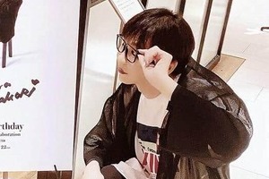 中森明菜、重め前髪×黒ボブヘアの近影で話題沸騰　「きゃー明菜ちゃん可愛い」「全然変わってない」