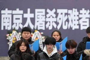 「覚醒しすぎ」「トーンダウンするな」中国に対峙する小泉進次郎防衛相の評価分かれる　頼みのトランプ大統領は