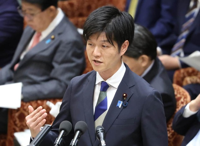 鈴木憲和農水相（写真：つのだよしお/アフロ）