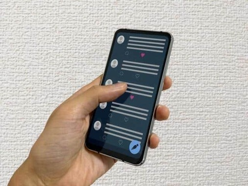 なぜ偽・誤情報を信じてしまうのか（写真はイメージ）